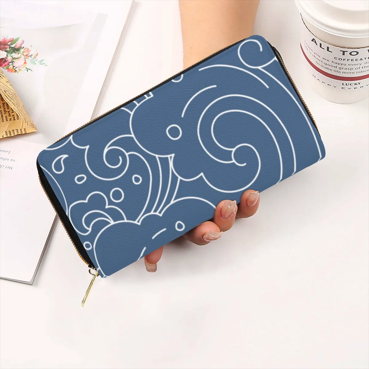 Customizable Leather Zip Wallet with Elegant Design – Perfect for Personalized Style / Secure Everyday Carry