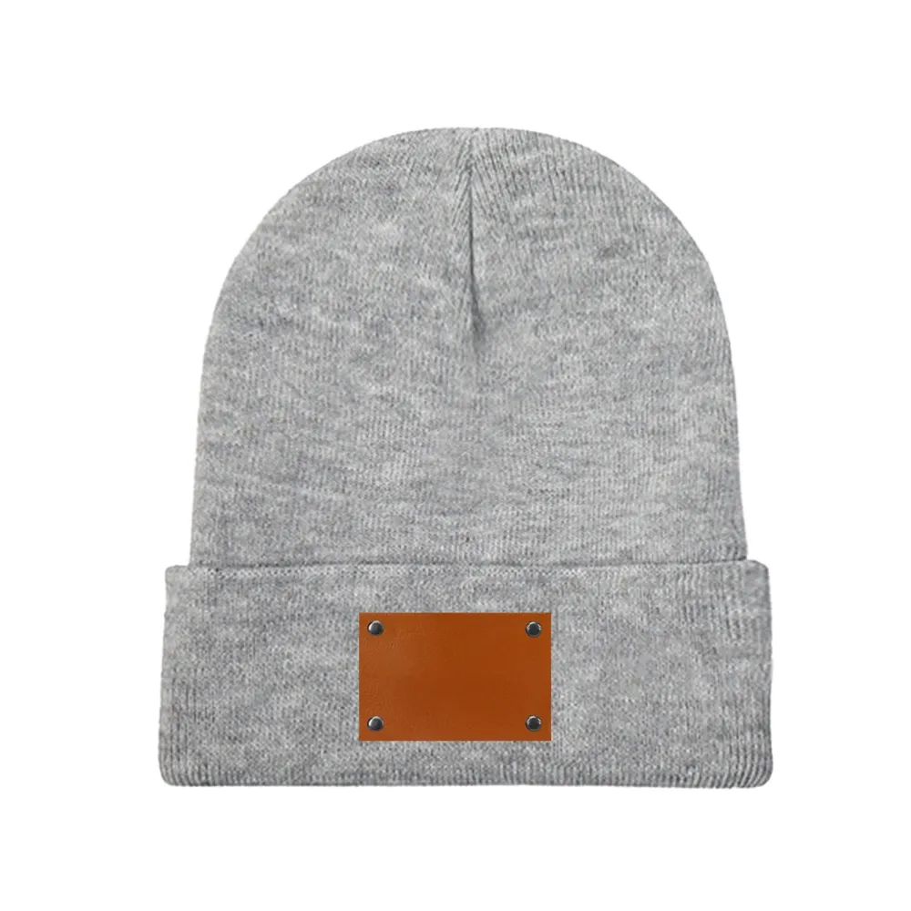 Personalized Knit Beanie with Custom Laser-Engraved Leather Patch - Stylish Winter Accessory for Unique Fashion Statement