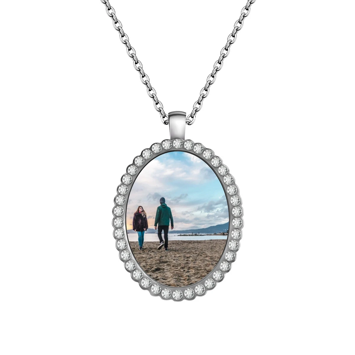 Customized Oval Pendant Necklace with Personalized Image and Crystal Embellishments – Elegant Jewelry for Special Moments