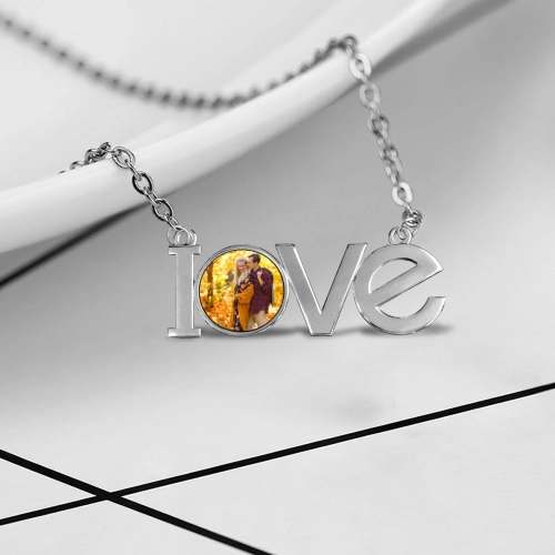 Customizable （LOVE） Pendant Necklace with Personalized Photo Charm – Elegant Silver-Tone Jewelry for Couples