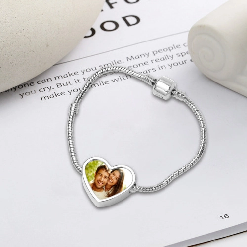 Personalized Heart Charm Snake Chain Bracelet – Custom Photo Pendant, Elegant Silver Jewelry Gift