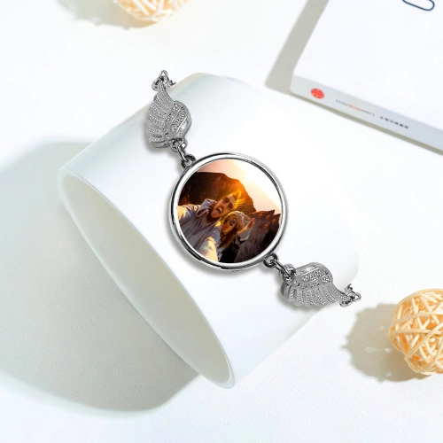 Customizable Winged Circular Bracelet with Personalized Photo Charm - Trendy Accessory for Unique Self-Expression