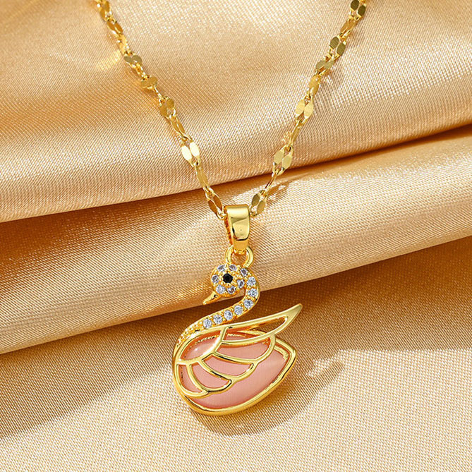 Retro Elegant 18K Gold Plated Titanium Steel Necklace